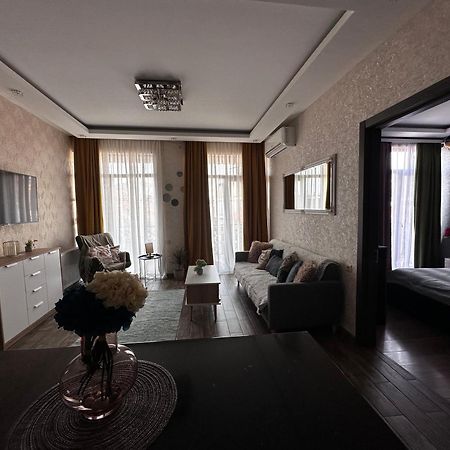 Annamari Apartamento Tbilisi Exterior foto
