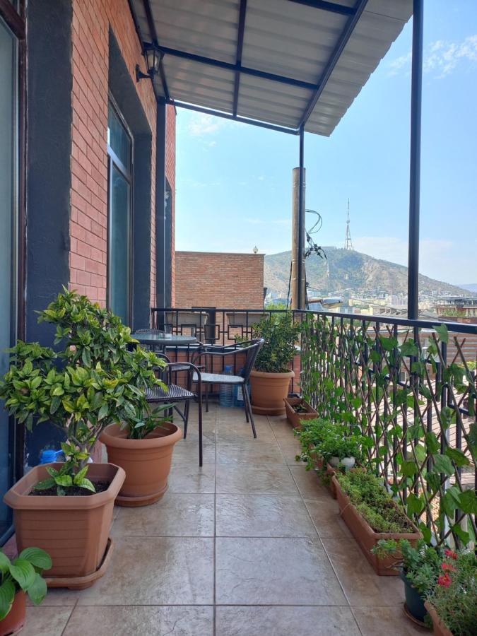 Annamari Apartamento Tbilisi Exterior foto
