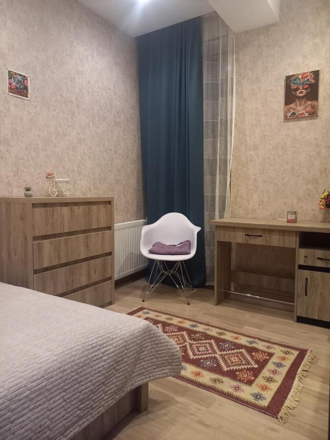 Annamari Apartamento Tbilisi Exterior foto