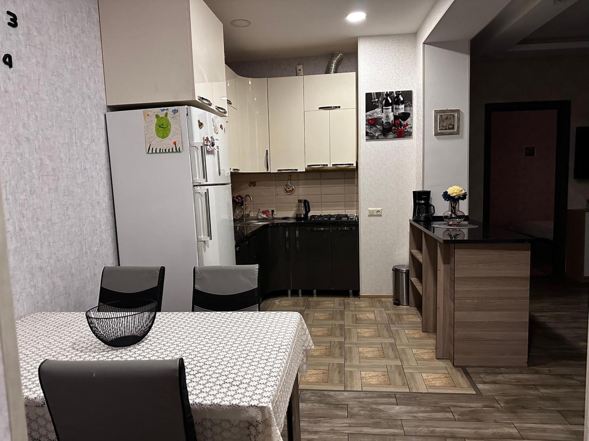 Annamari Apartamento Tbilisi Exterior foto