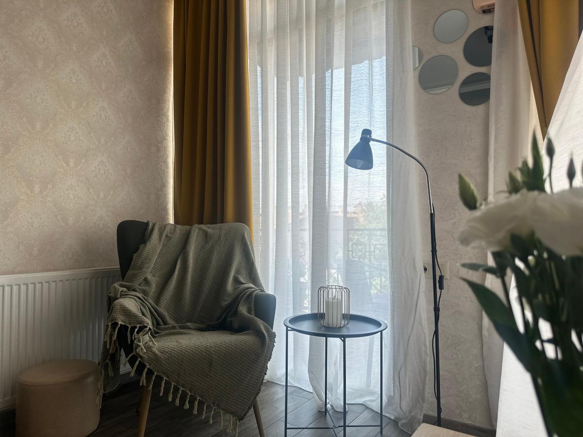 Annamari Apartamento Tbilisi Exterior foto