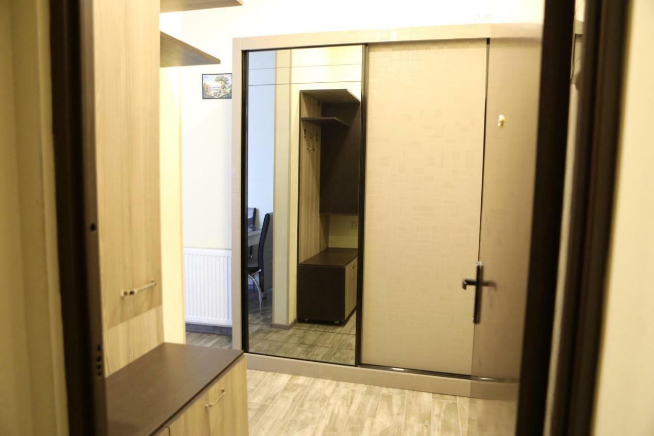 Annamari Apartamento Tbilisi Exterior foto